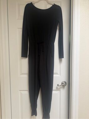 Missguided Black Garment with Pink Logo